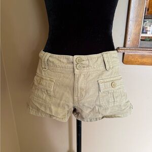 Aeropostale Women's Khaki Cargo Shorts